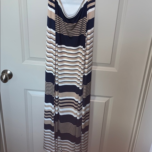 SELF Cross Back Backless Maxi Dress Tan/Wht/Blue - Picture 4 of 6